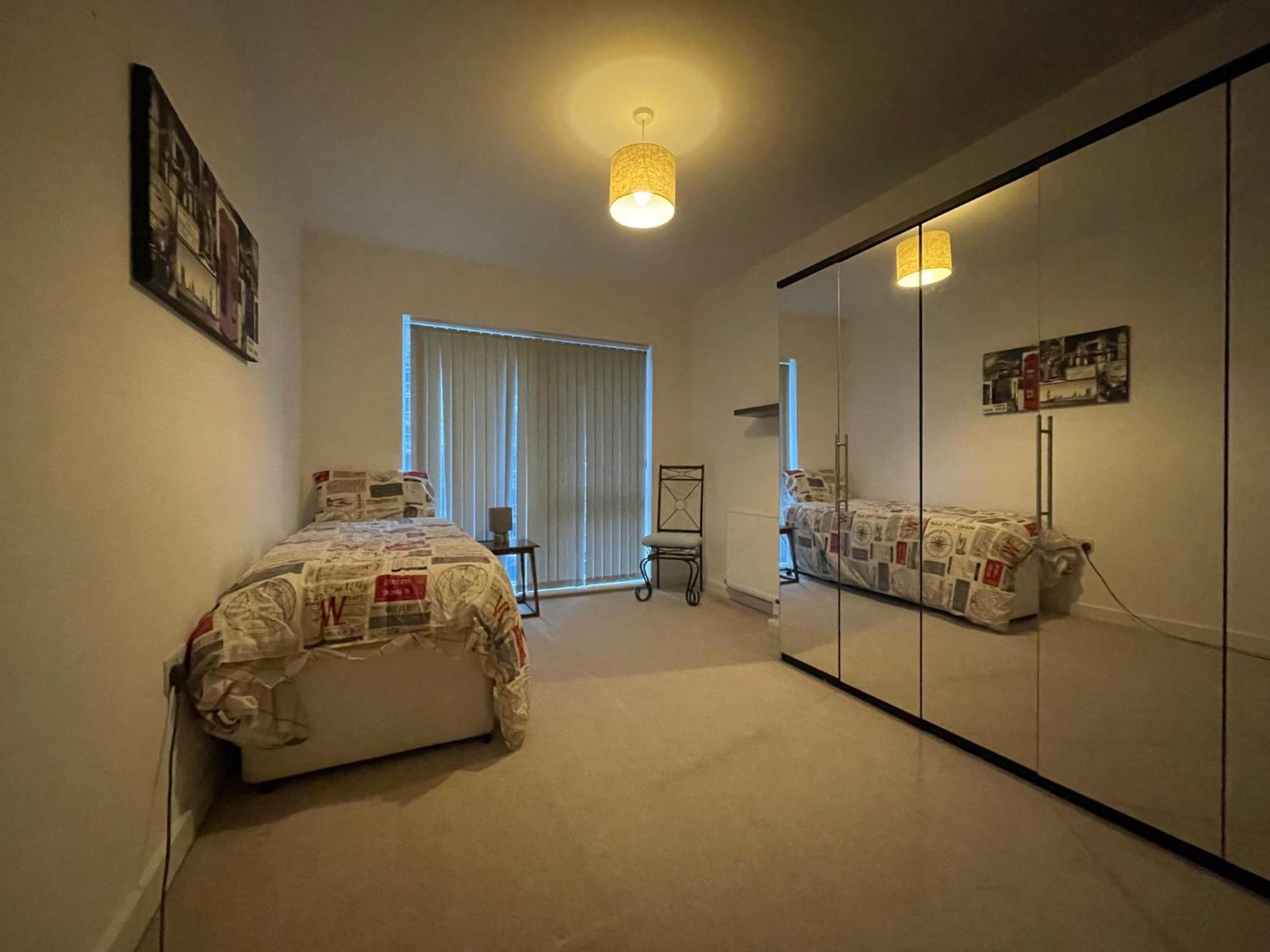 London'S Calling Too Apartment Bagian luar foto