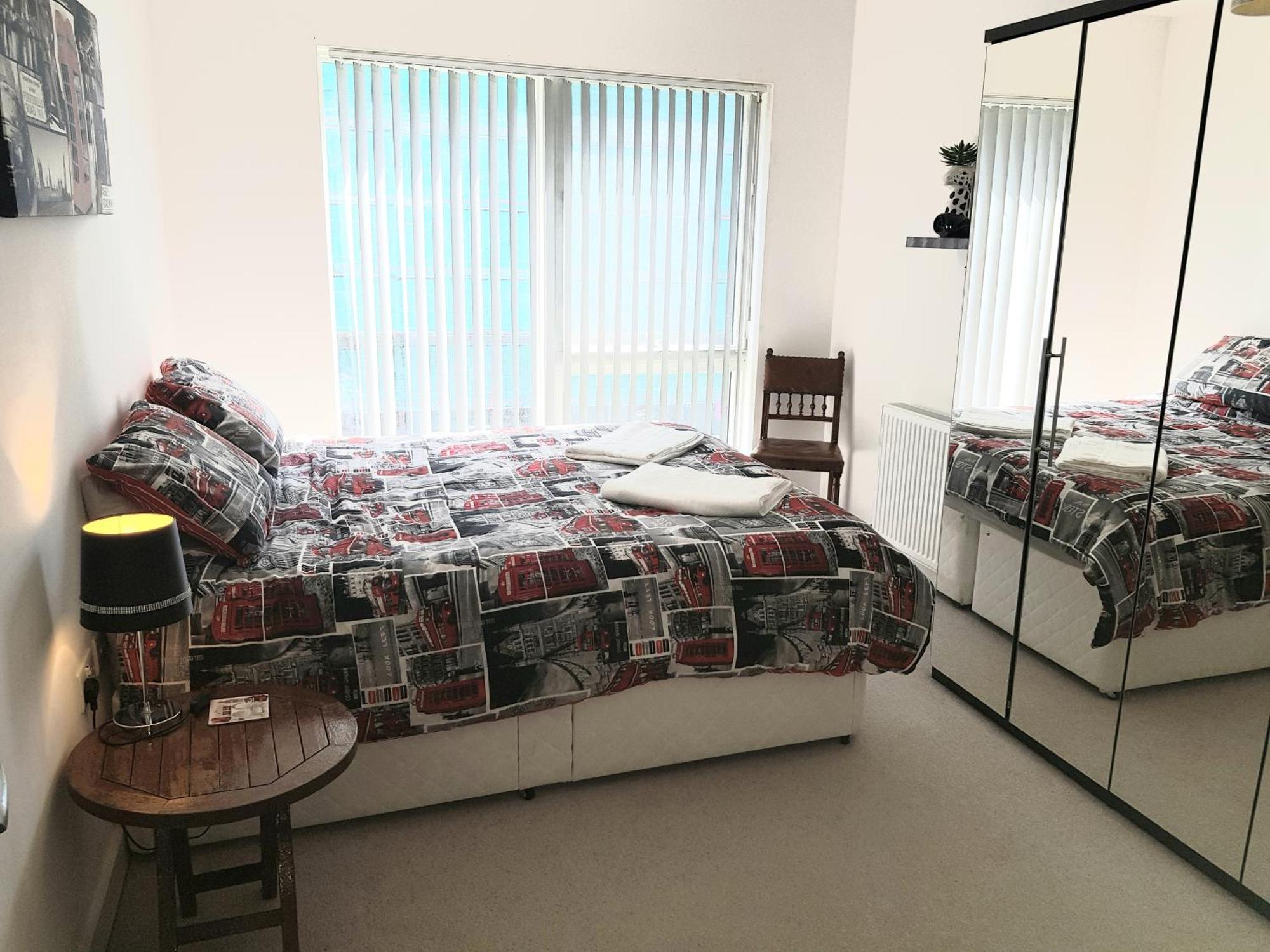 London'S Calling Too Apartment Bagian luar foto